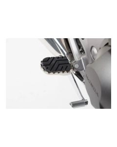 SW-Motech-Ion-Fußrasten-FOOTREST-8bc25318f9767a6a8dbe44436aca5fa2