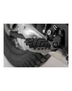 SW-Motech-Ion-Fußrasten-FOOTREST-d0440ee348b15ce5ebb9074e3141dee7